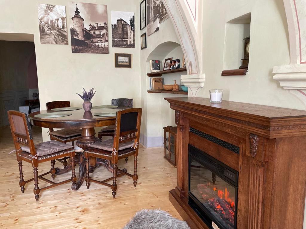 Apartmán v studni na streche Banská Štiavnica Esterno foto